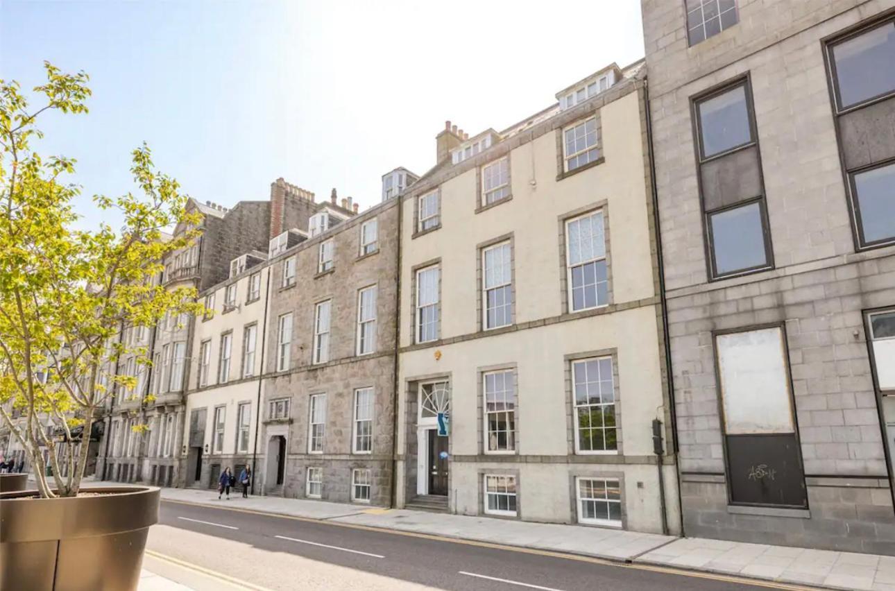 One Of A Kind Historic 3 Bedroom Apartment Aberdeen Exterior foto
